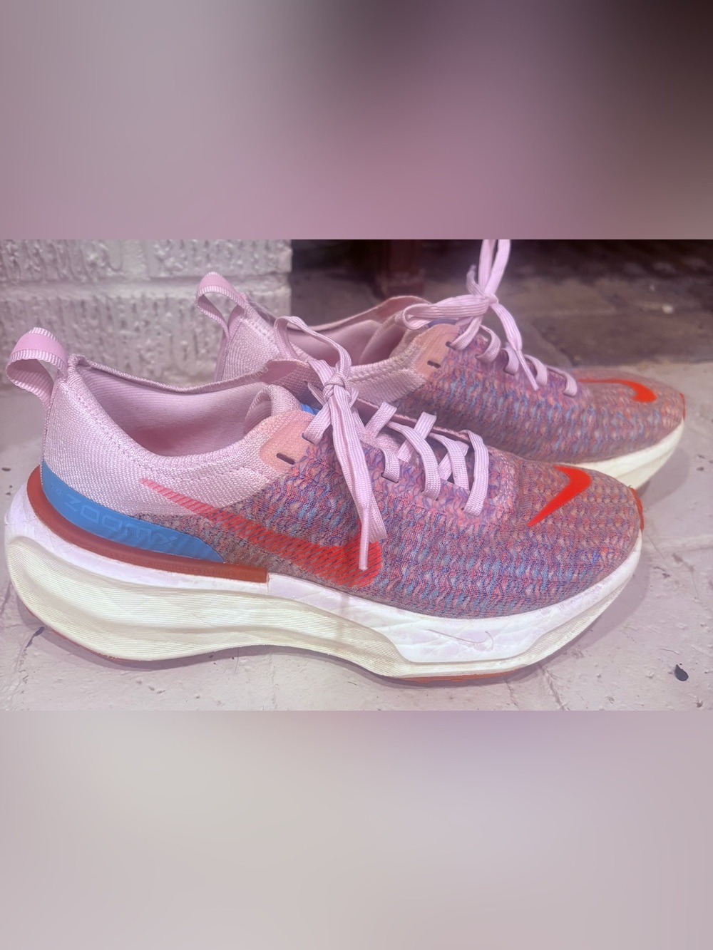 Nike ZoomX Invincible Run Flyknit 3 Pink/Blue/Orange Running Shoes Women’s 6.5 - Picture 2 of 10